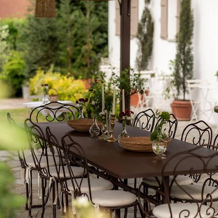 Braja Villa Sommariva del Bosco Luaran gambar